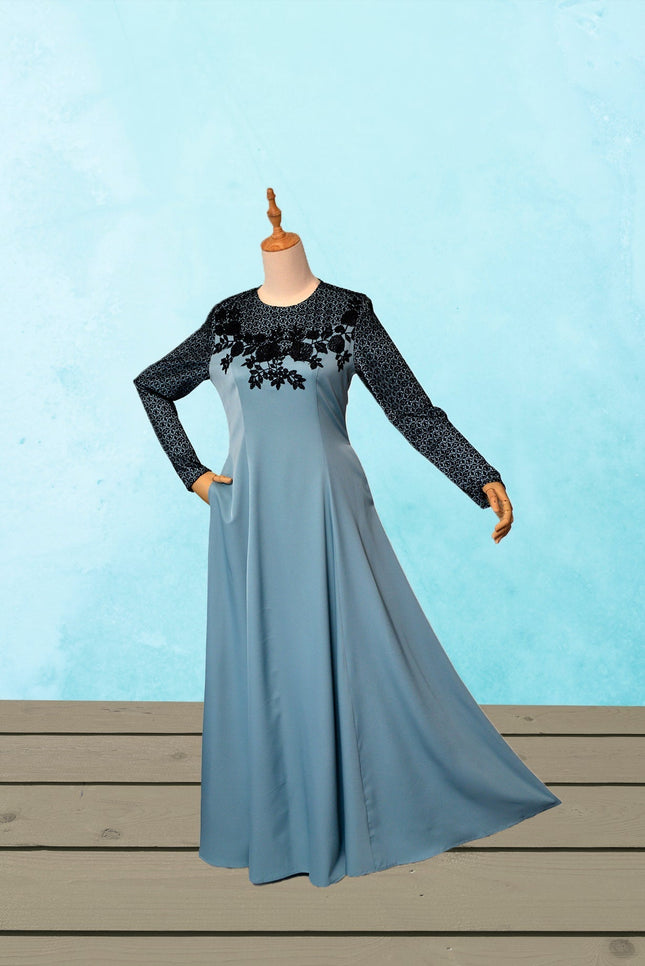 A-Line Princess-Cut Maxi Dress (Aqua)